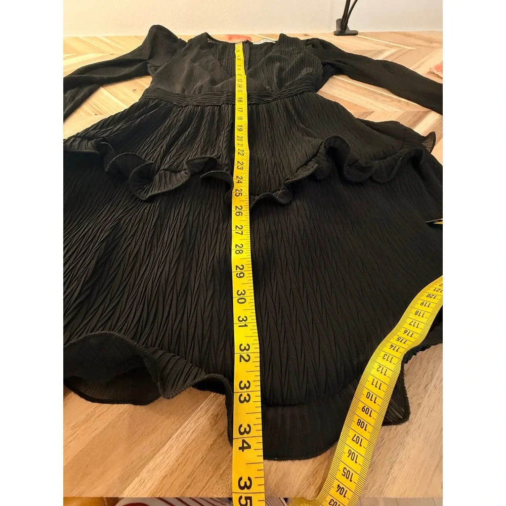 SAINTS‎ SECRETS Black Crinkle Gauze Ruffle V Neck L/S Mini Dress LG Sheer Flirty